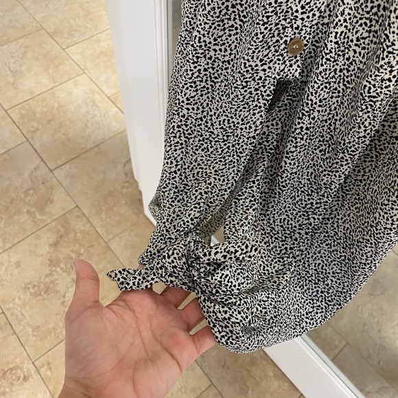 Dress - Picture 3 of 5